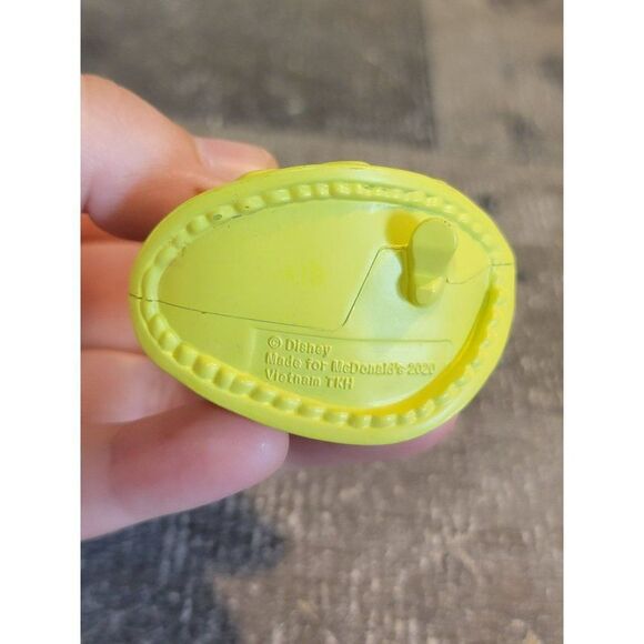 McDonald's 2020 Disney Pixar Tiana Princess Frog toy figure - Picture 3 of 4